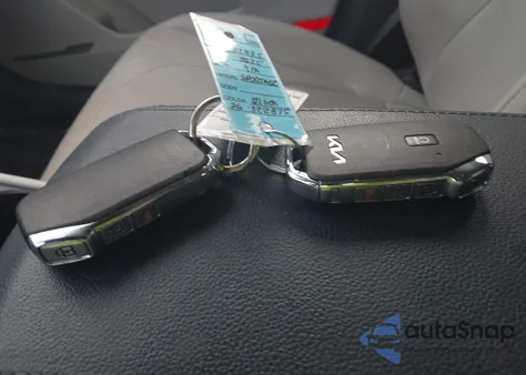 2025 Kia Sportage Hybrid Ex z USA, uszkodzony, nr VIN KNDPVCDGXS7232835